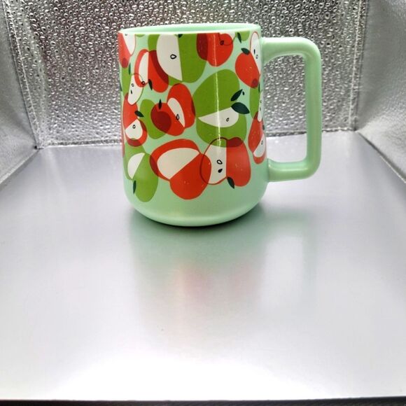 NWT! Starbucks Mint Apple Mug 2020 Teacher Appreciation Ceramic Cup - Picture 1 of 3